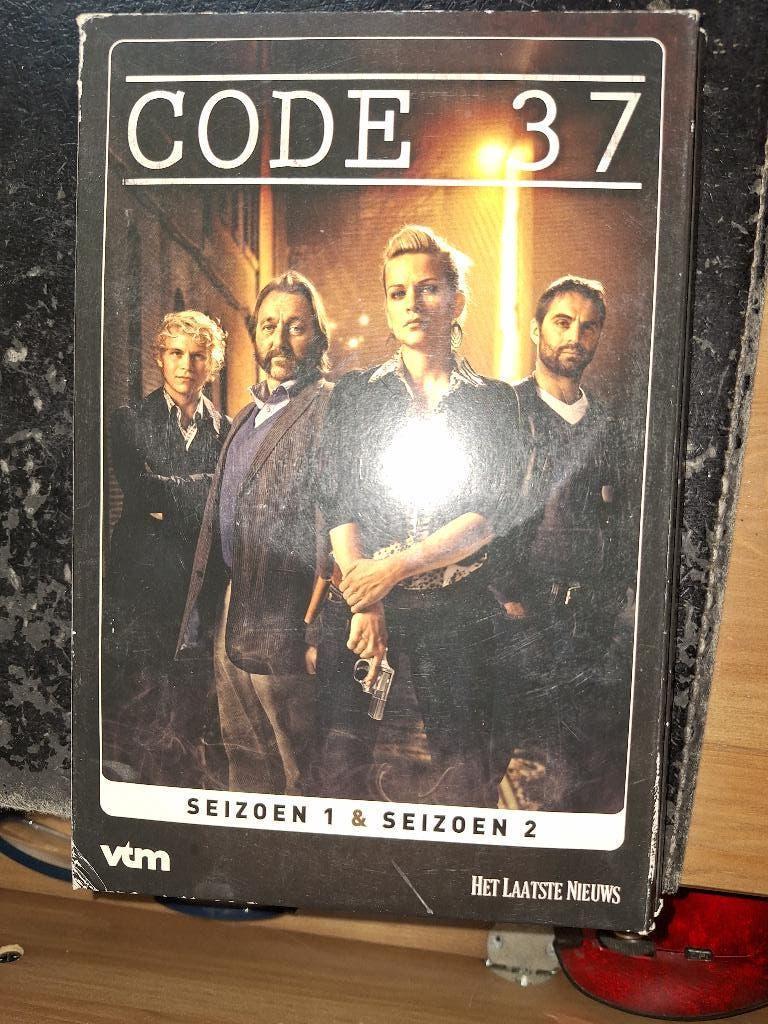 code 37  1   en 2, Vanaf 9 jaar, Ophalen of Verzenden, Gebruikt, Drama