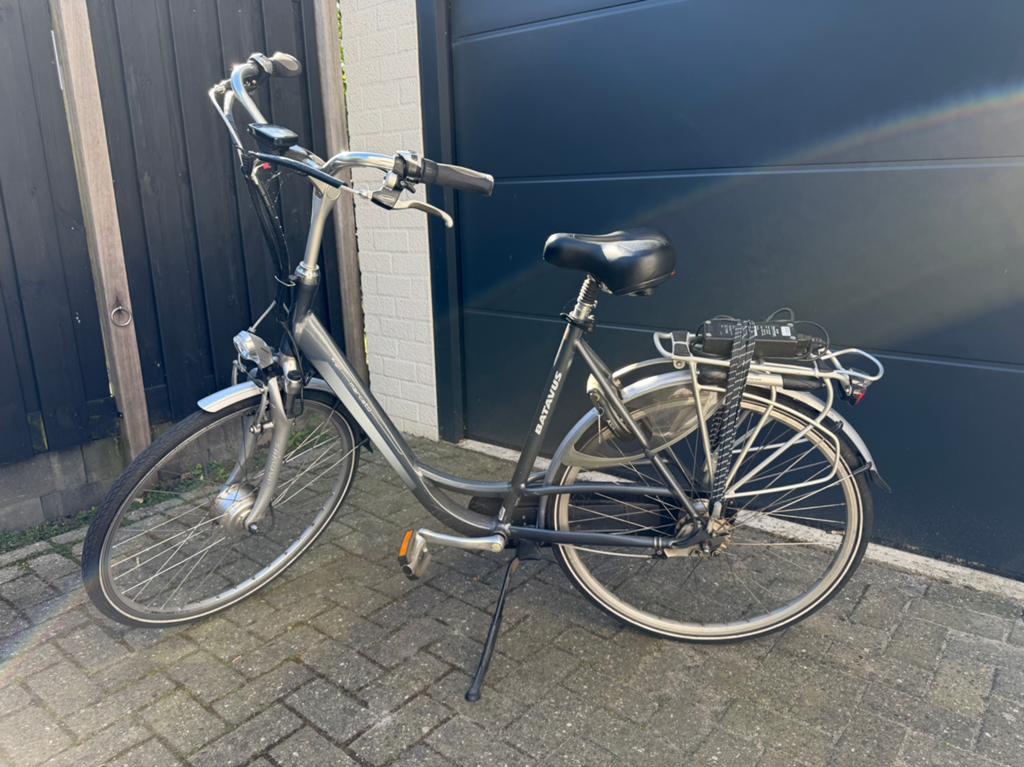 Elektrische fiets dames - Batavus, Fietsen en Brommers, Elektrische fietsen, 55 tot 59 cm, Ophalen, Zo goed als nieuw, Batavus