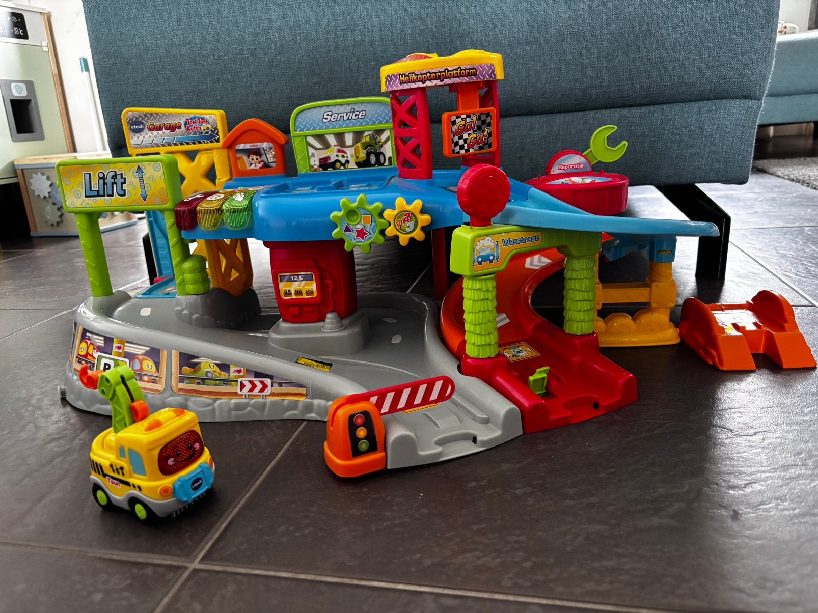 Vtech toet toet auto’s garage, Kinderen en Baby's, Ophalen, Gebruikt, 2 tot 4 jaar