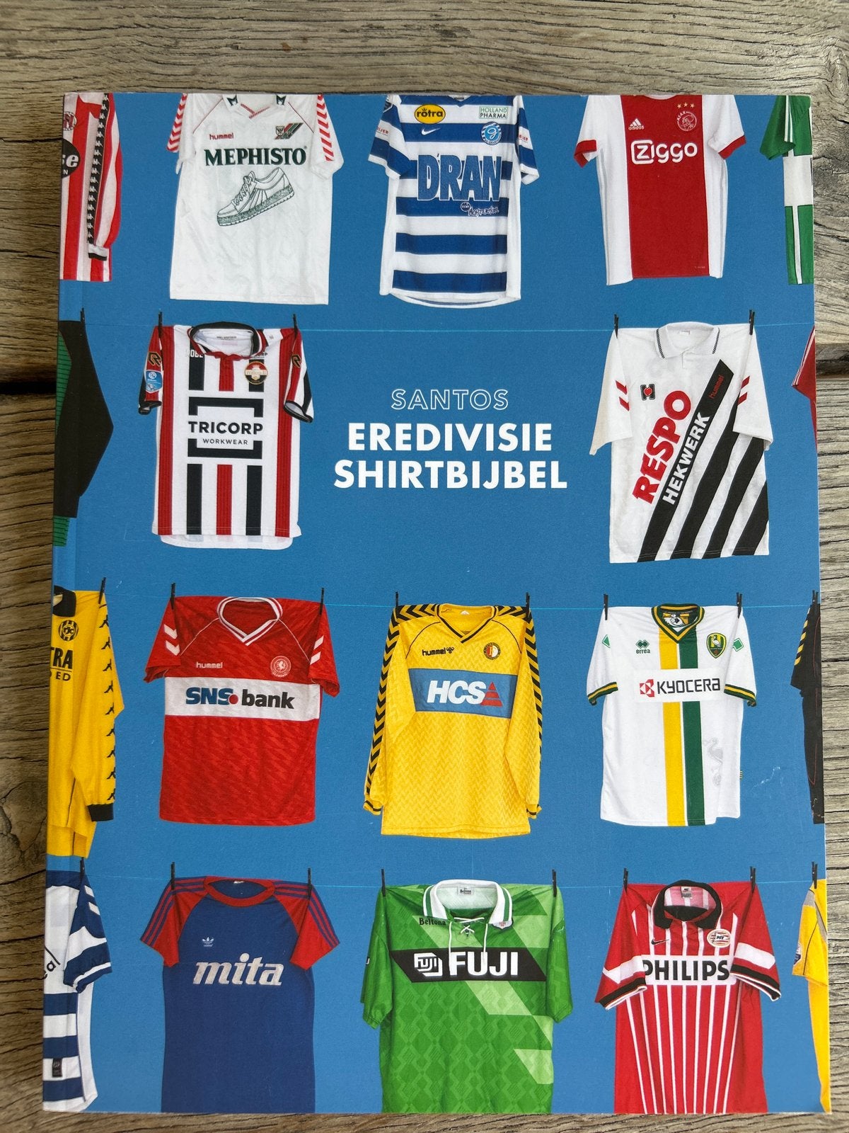 Santos Eredivisie Shirtbijbel - Voetbalshirts Geschiedenis, Boeken, Ophalen of Verzenden, Nieuw, Balsport