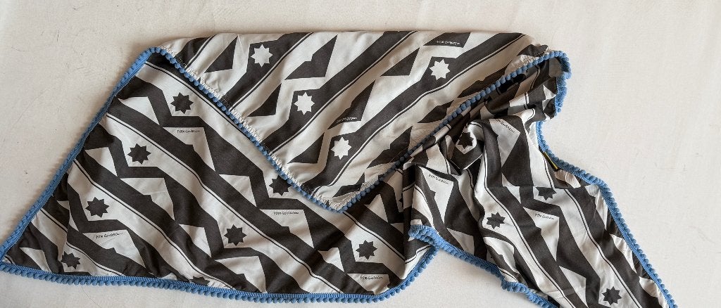 Leuke shawl Pom Amsterdam grijs blauw sterren, Ophalen, Maat 46/48 (XL) of groter, Sjaal, Gedragen