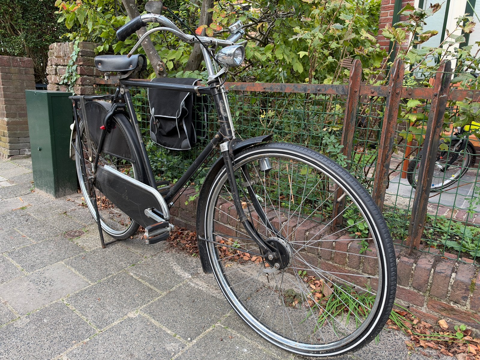 Antieke Gazelle fiets, Ophalen