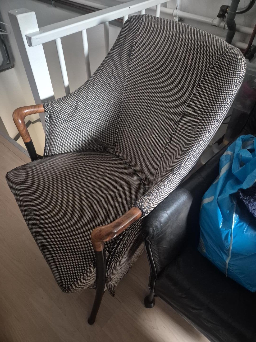 Giorgetti fauteuil - Stijlvolle designstoel, Ophalen, Hout, Gebruikt, Zwart