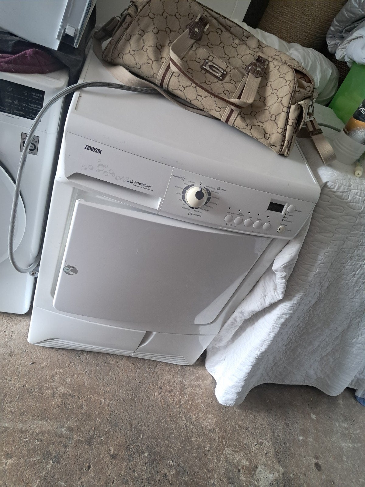Zanussi Autosense+ 7kg Wasdroger - condens, Ophalen, 6 tot 8 kg, Gebruikt, Voorlader