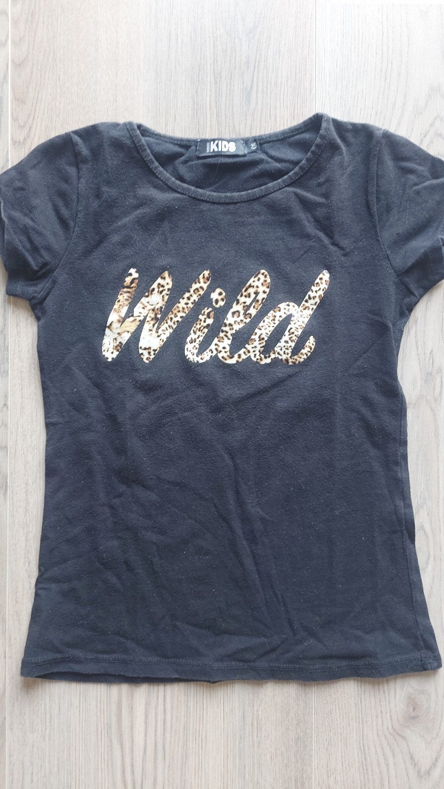 Leuke set: T-shirt 'Wild' en luipaardprint rokje maat 146-15, Gebruikt, Meisje, Kids, Ophalen of Verzenden