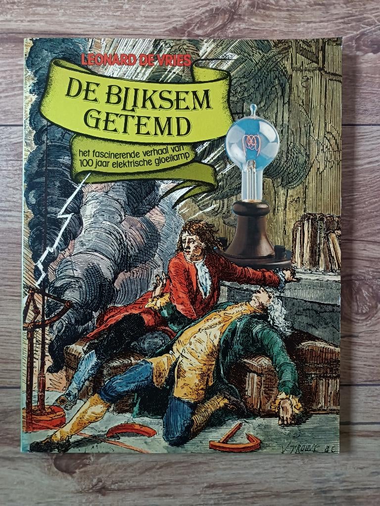 Leonard de Vries - De Bliksem Getemd - Edison Gloeilamp, Hobby en Vrije tijd, Scrapbooking, Ophalen of Verzenden