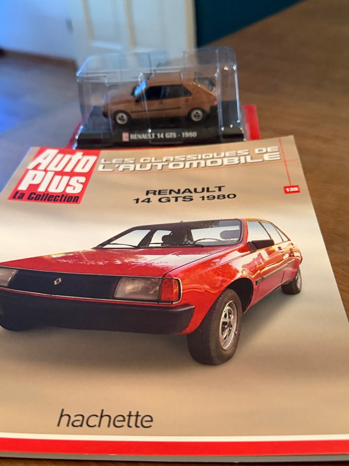 Renault 14 GTS 1980 modelauto met tijdschrift, Ophalen of Verzenden, Nieuw