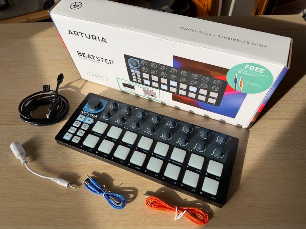 Arturia Beatstep Step Sequencer black edition set, Overige merken, Zo goed als nieuw, Met midi-aansluiting, Overige aantallen