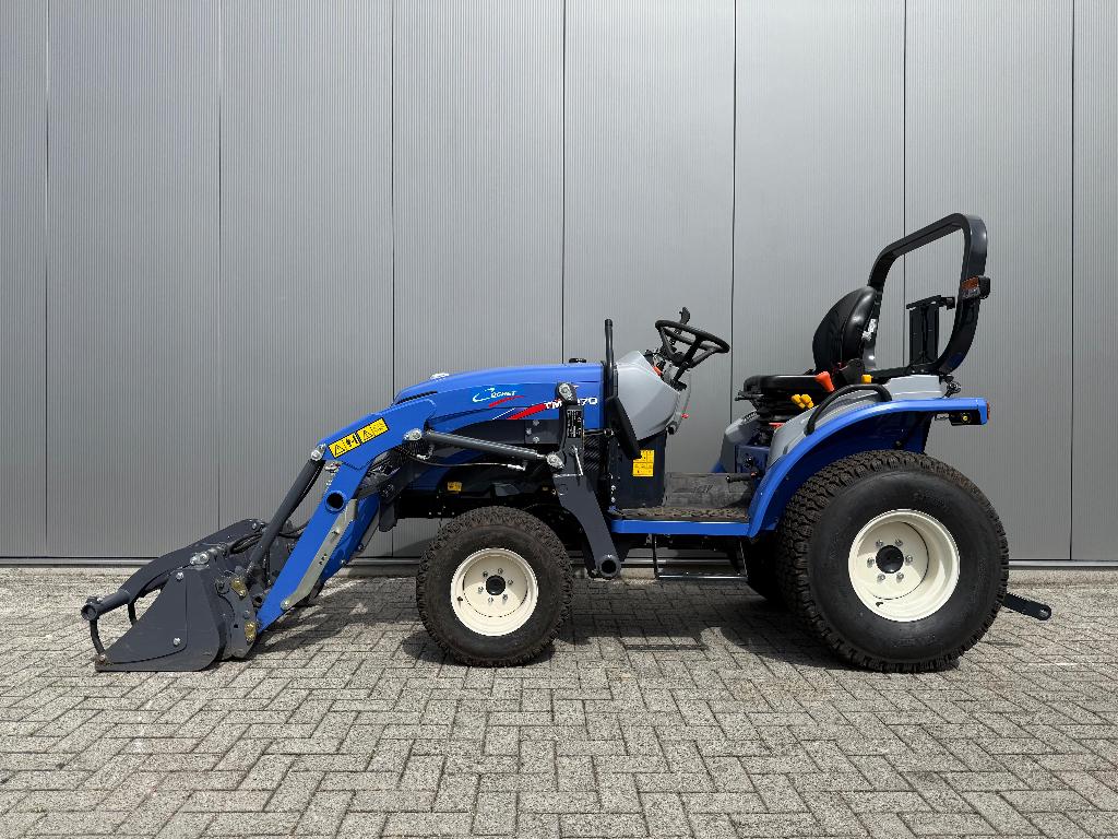 Iseki TM4270 HST - Jong gebruikt - 20 uur - Marge - Kenteken, Zakelijke goederen, Machines en Bouw | Kranen en Graafmachines, Verzenden