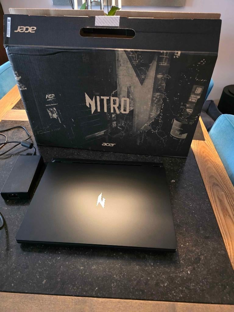 Acer Nitro 16 AN16-42-R5PU 16" Ryzen 7 RTX 4060, Computers en Software, Met videokaart, AMD Ryzen 7 8845HS w/ Radeon 780M Graphics
