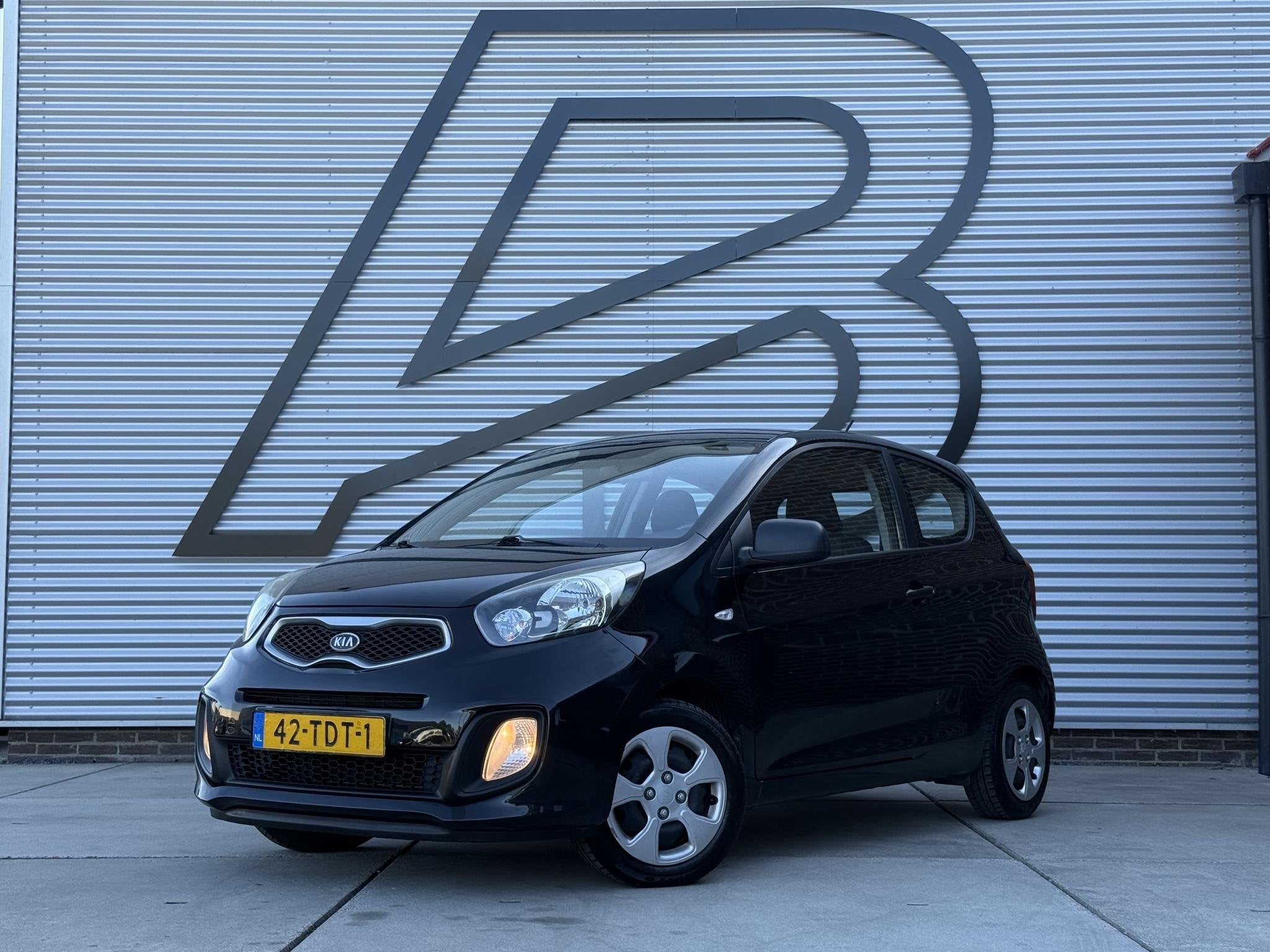 Kia Picanto 1.2 CVVT Airco Airco|Bluetooth|N.A.P|Nieuwe APK, Voorwielaandrijving, Euro 5, Gebruikt, 4 cilinders