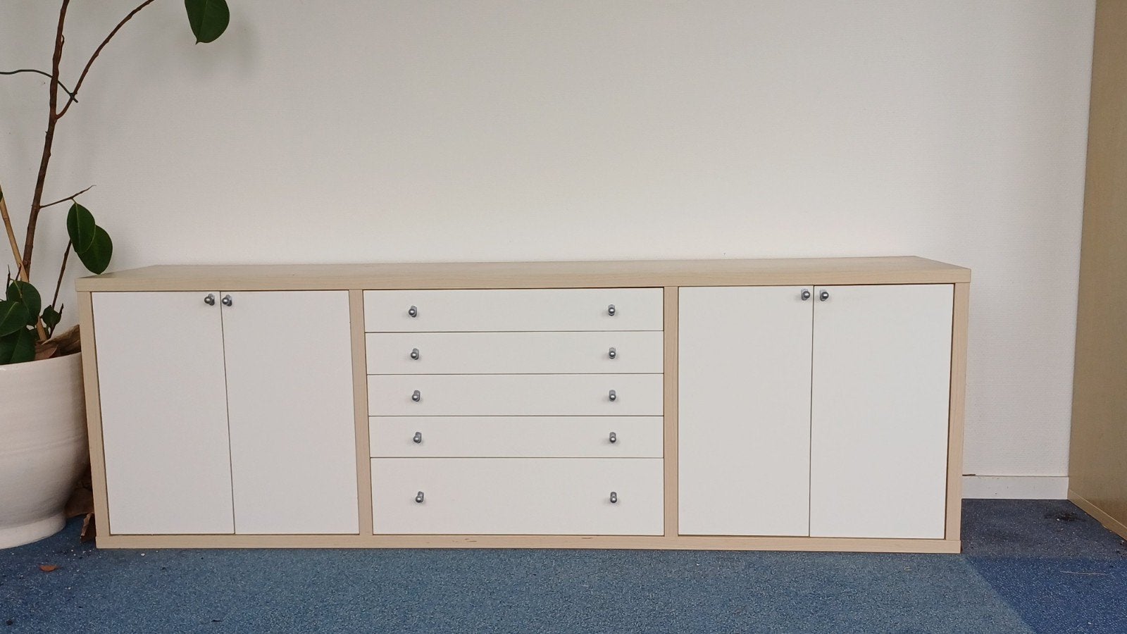 Mooi dressoir, IKEA Magiker, nog in mooie staat., Ophalen, Zo goed als nieuw, 25 tot 50 cm