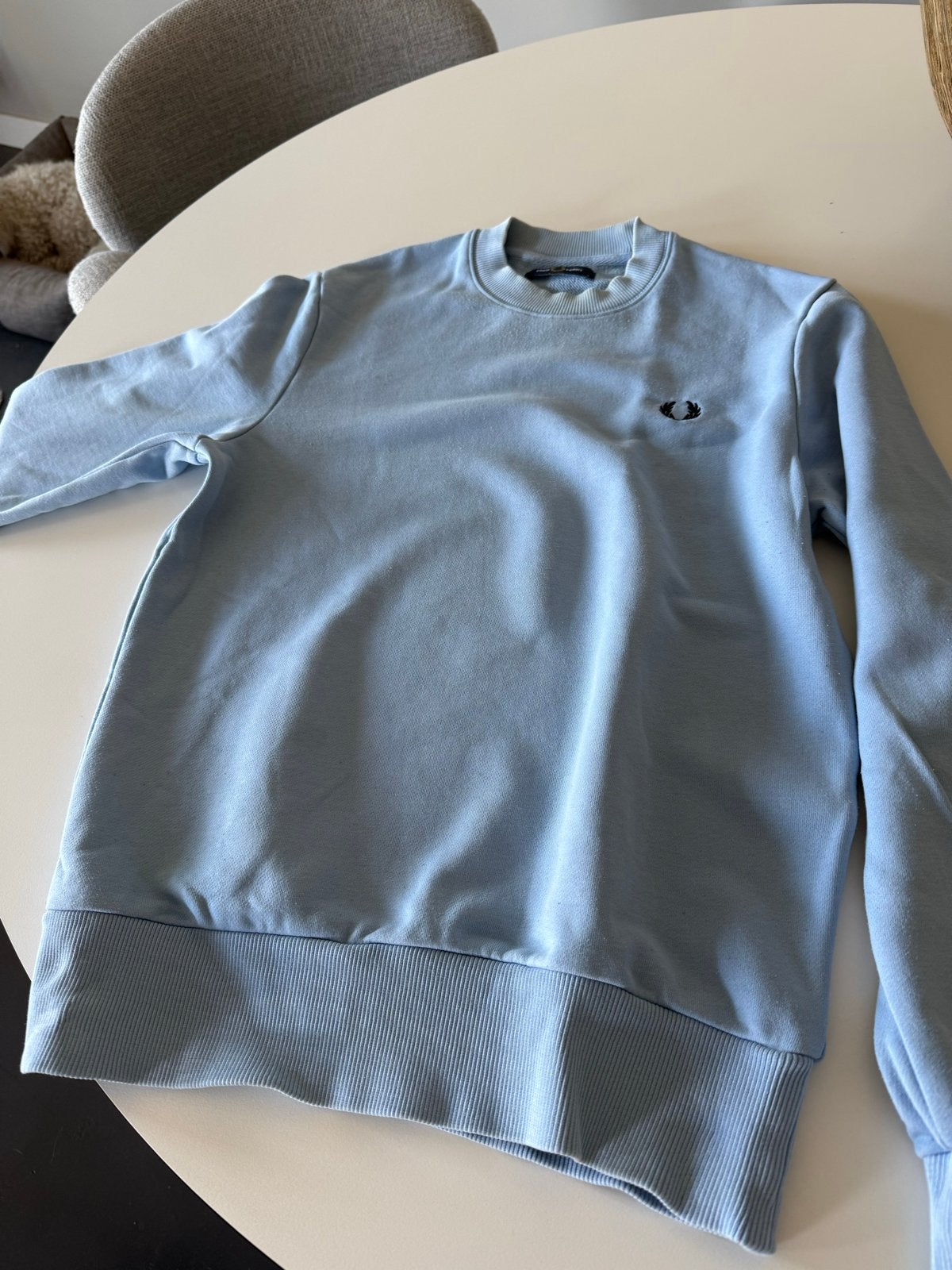 Fred Perry Trui Maat S - Lichtblauw, Kleding | Heren, Ophalen of Verzenden, Gedragen, Maat 46 (S) of kleiner, Blauw