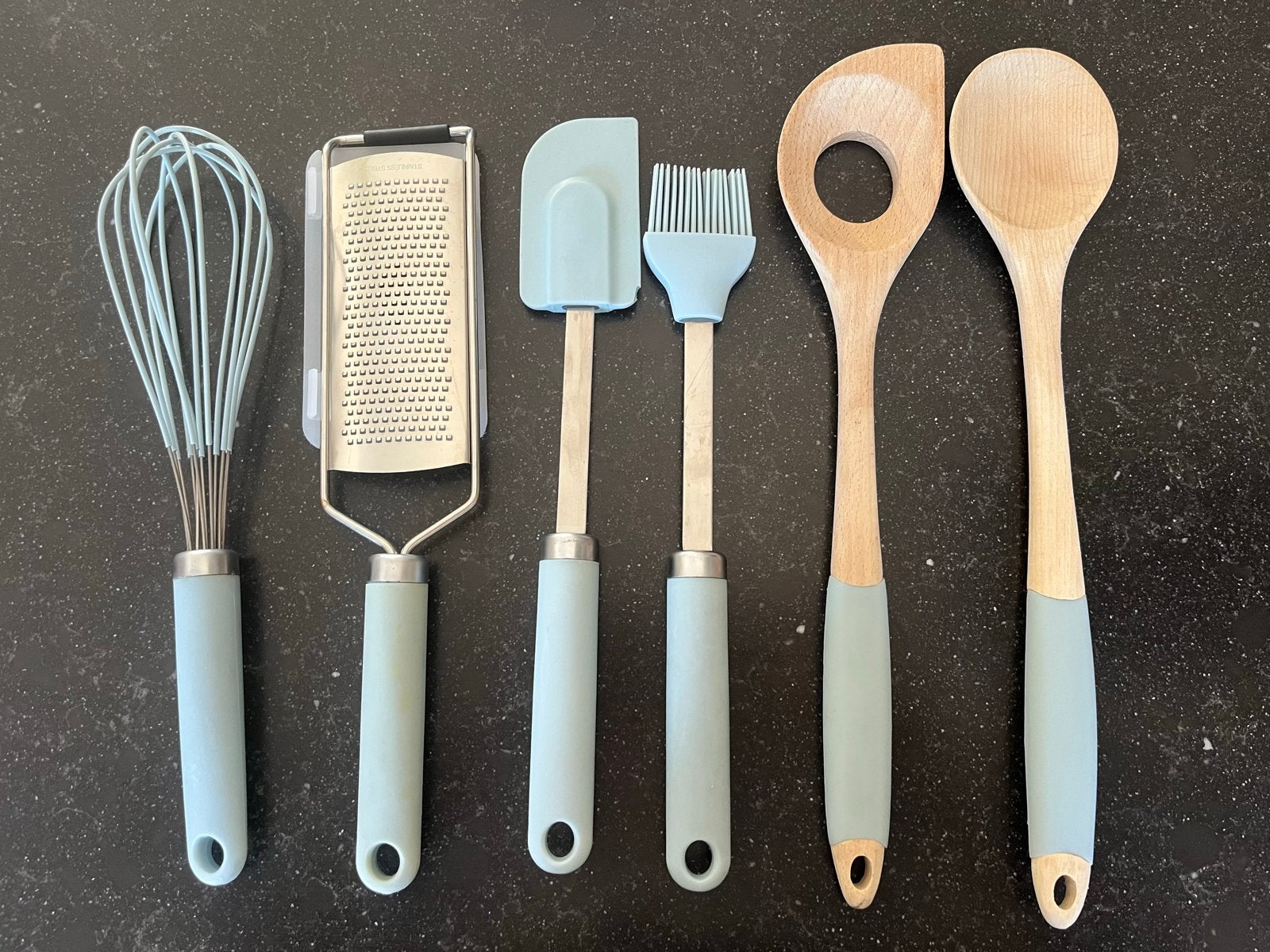 Nieuwe 6-delige keukenhulp set - Garde, rasp, spatels, lepel, Overige typen, Hout, Nieuw, Ophalen of Verzenden