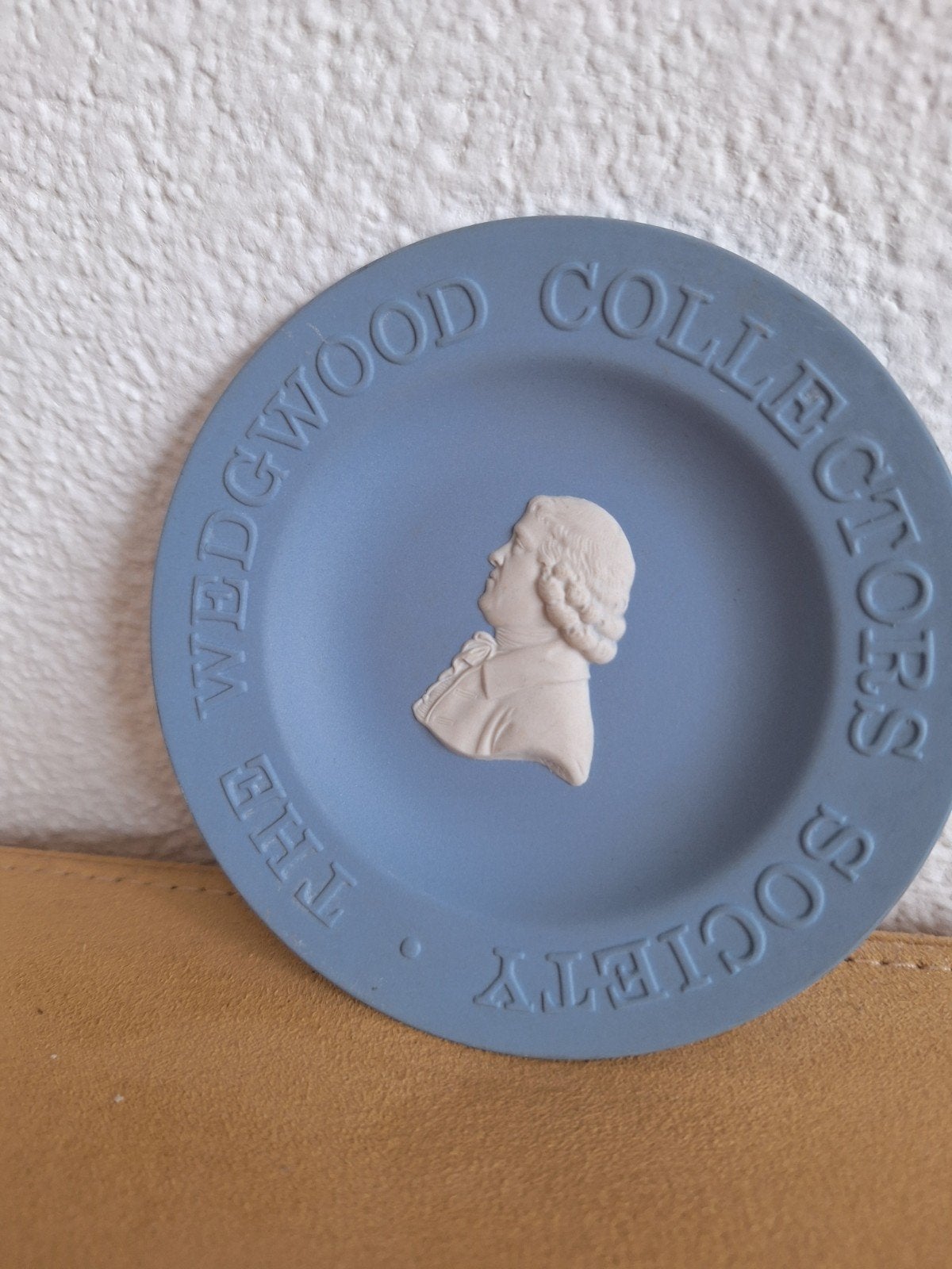Wedgwood Collectors Society Jasperware Medaillon, Ophalen