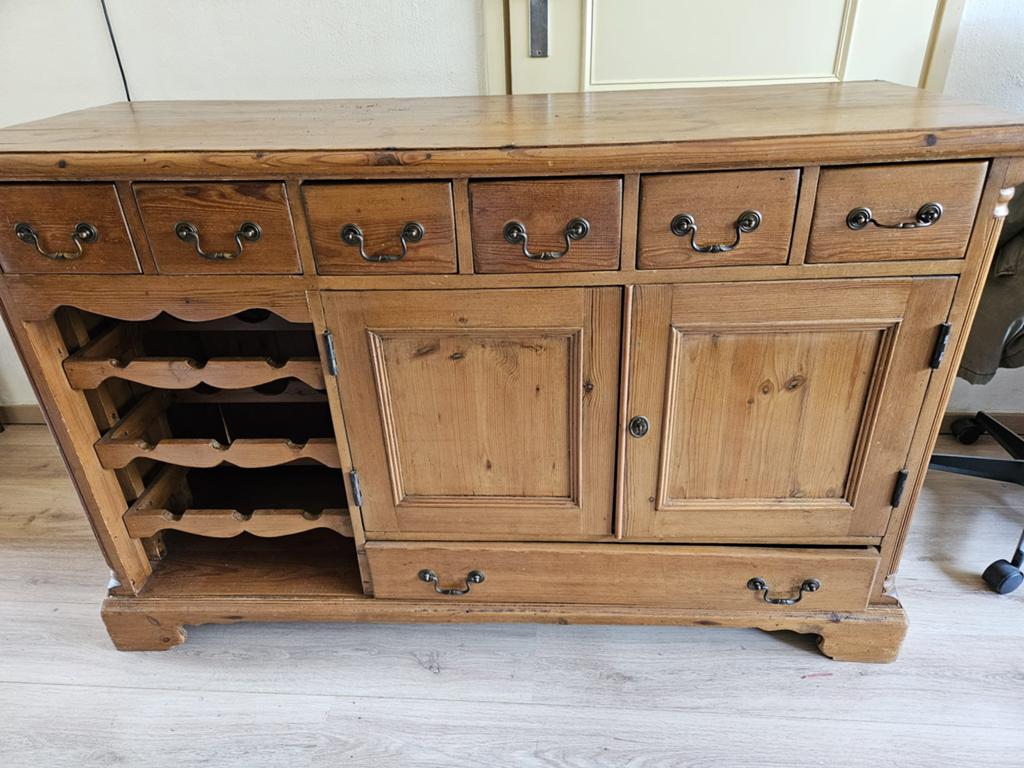 Te koop; dressoir met wijnrek gedeelte, Ophalen, Gebruikt