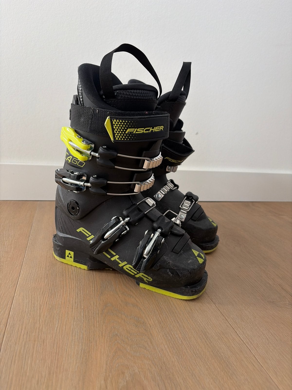 Fischer RC4 GO skischoenen - maat 21,5. ( maat 33/ 34), Sport en Fitness, Schoenen, Ophalen of Verzenden, Skiën, Fischer