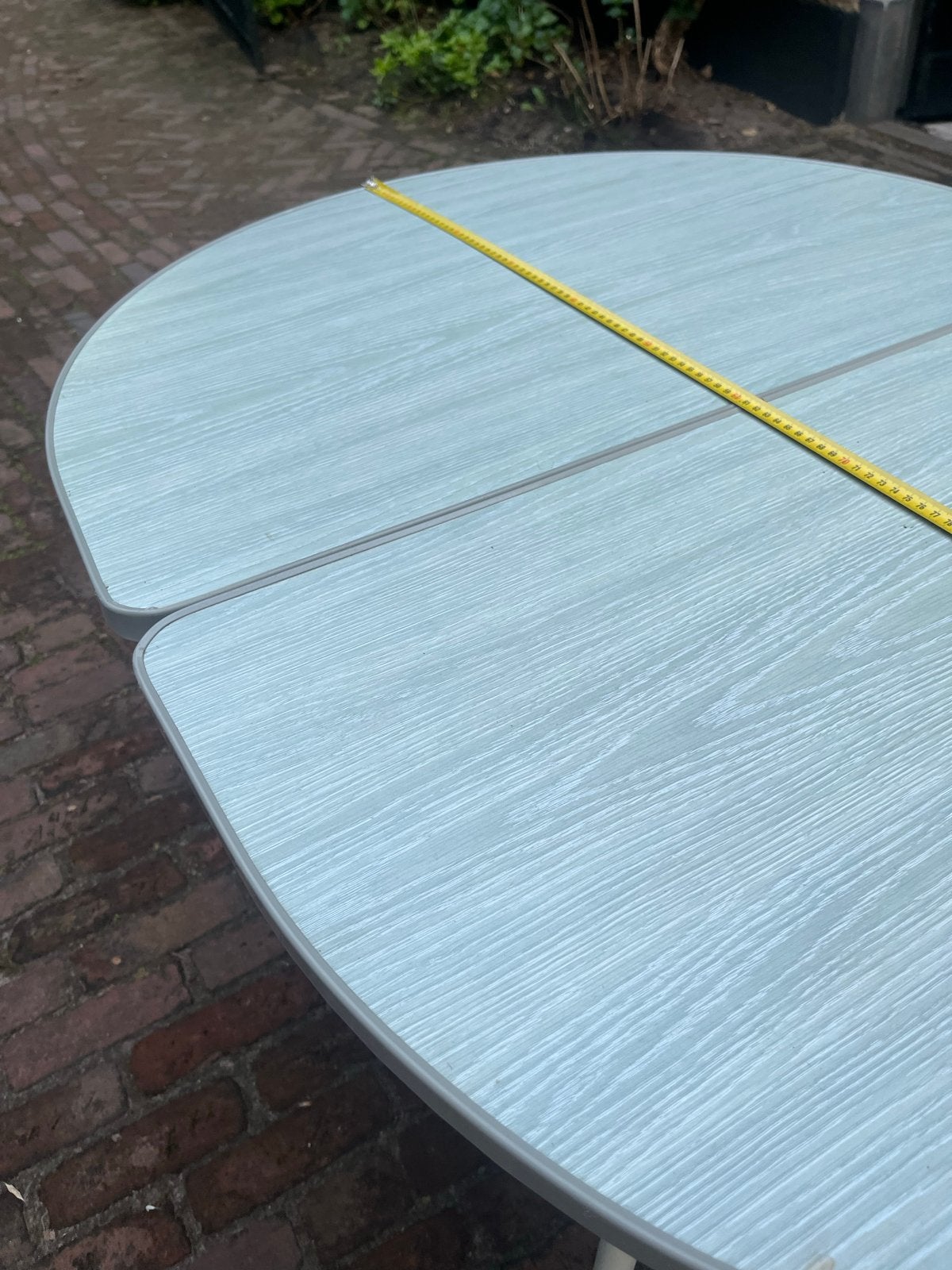 Lafuma Campingtafel - Ovaal, Opvouwbaar, Verstelbare Hoogte, Ophalen, Zo goed als nieuw