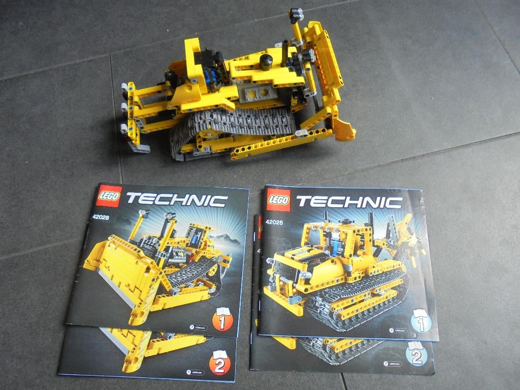 lego technic 42028 bulldozer, Kinderen en Baby's, Speelgoed | Duplo en Lego, Lego, Compleet, Ophalen of Verzenden, Zo goed als nieuw