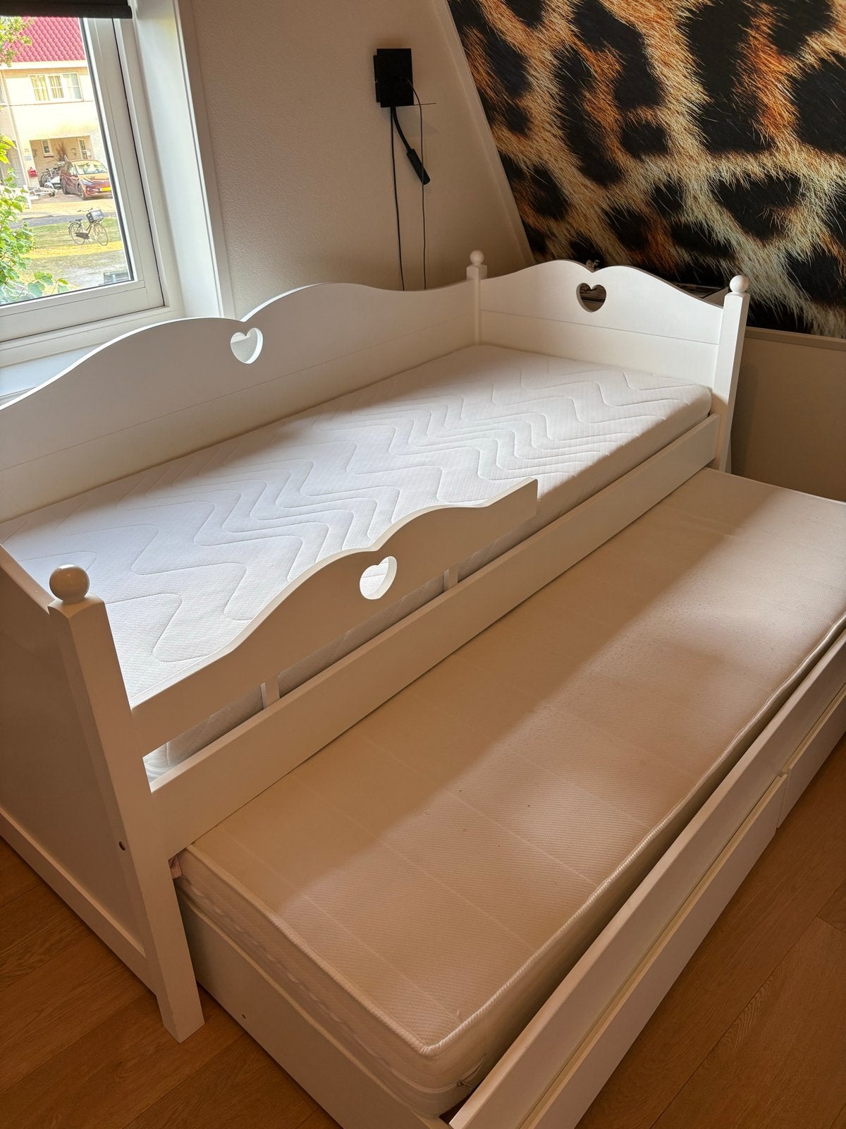 kinderbed / eenpersoonsbed met uitschuifbaar logeerbed, Gebruikt, 90 cm, Eenpersoons, Wit