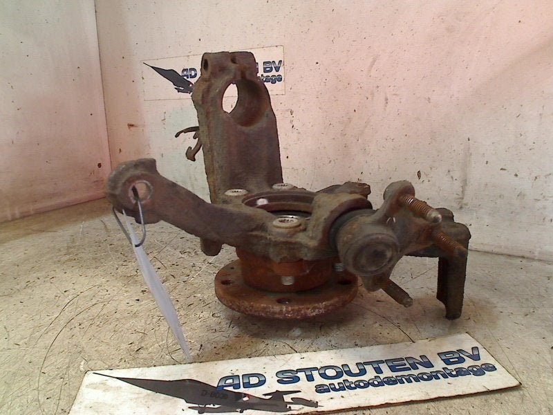 Fusee Links Voor Audi A3 (8P1) (2003-08/2007-09), Gebruikt, Auto-Union-Straße  1, Ingolstadt 85057, , Duitsland, Info@audi.de