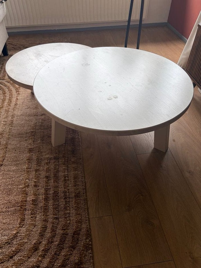 Ikea Set van 2 ronde salontafels - wit, Huis en Inrichting, Tafels | Salontafels, Ophalen, Gebruikt, Rond, 50 tot 100 cm