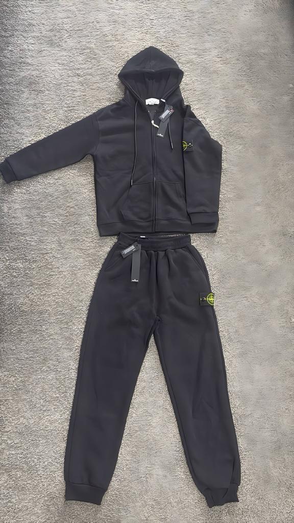 Stone Island Trainingspak Zwart - Nieuw met labels, Ophalen, Nieuw, Maat 46 (S) of kleiner, Zwart