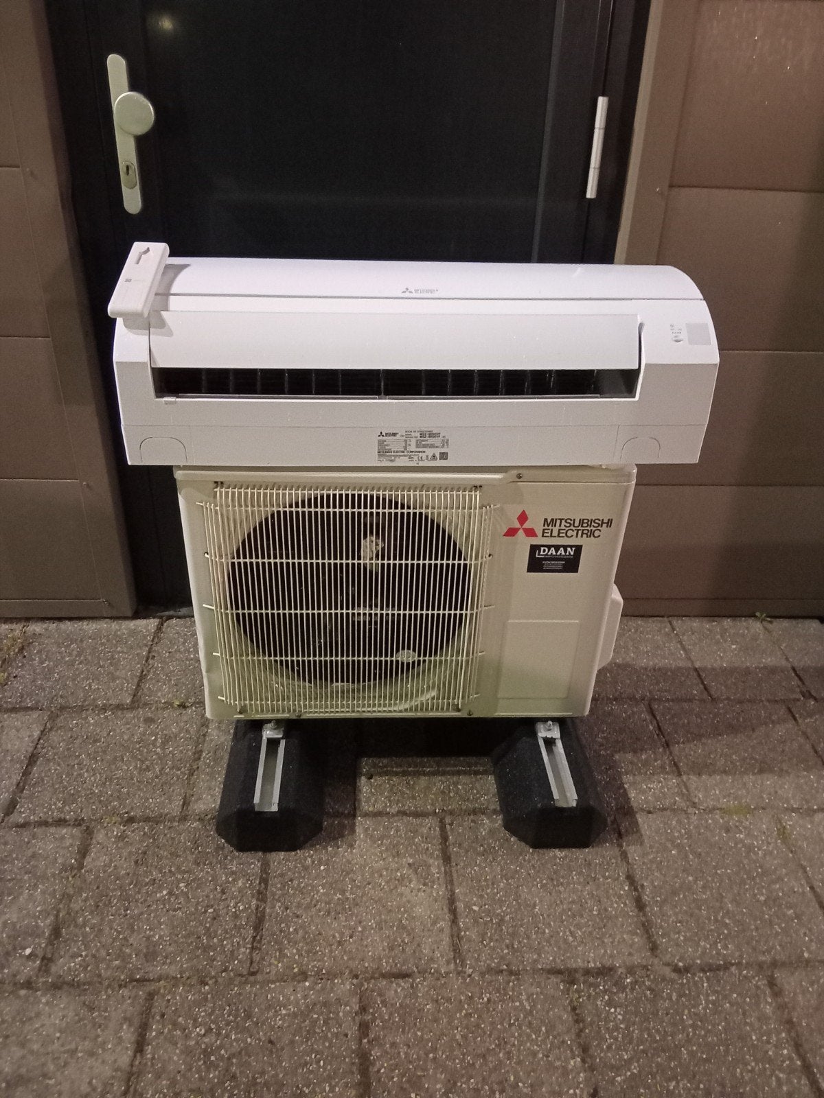 2x Airco.split unit Mitsubishi electric & Daikin, Witgoed en Apparatuur, Airco's, Koelen en Ontvochtigen, Timer, 3 snelheden of meer