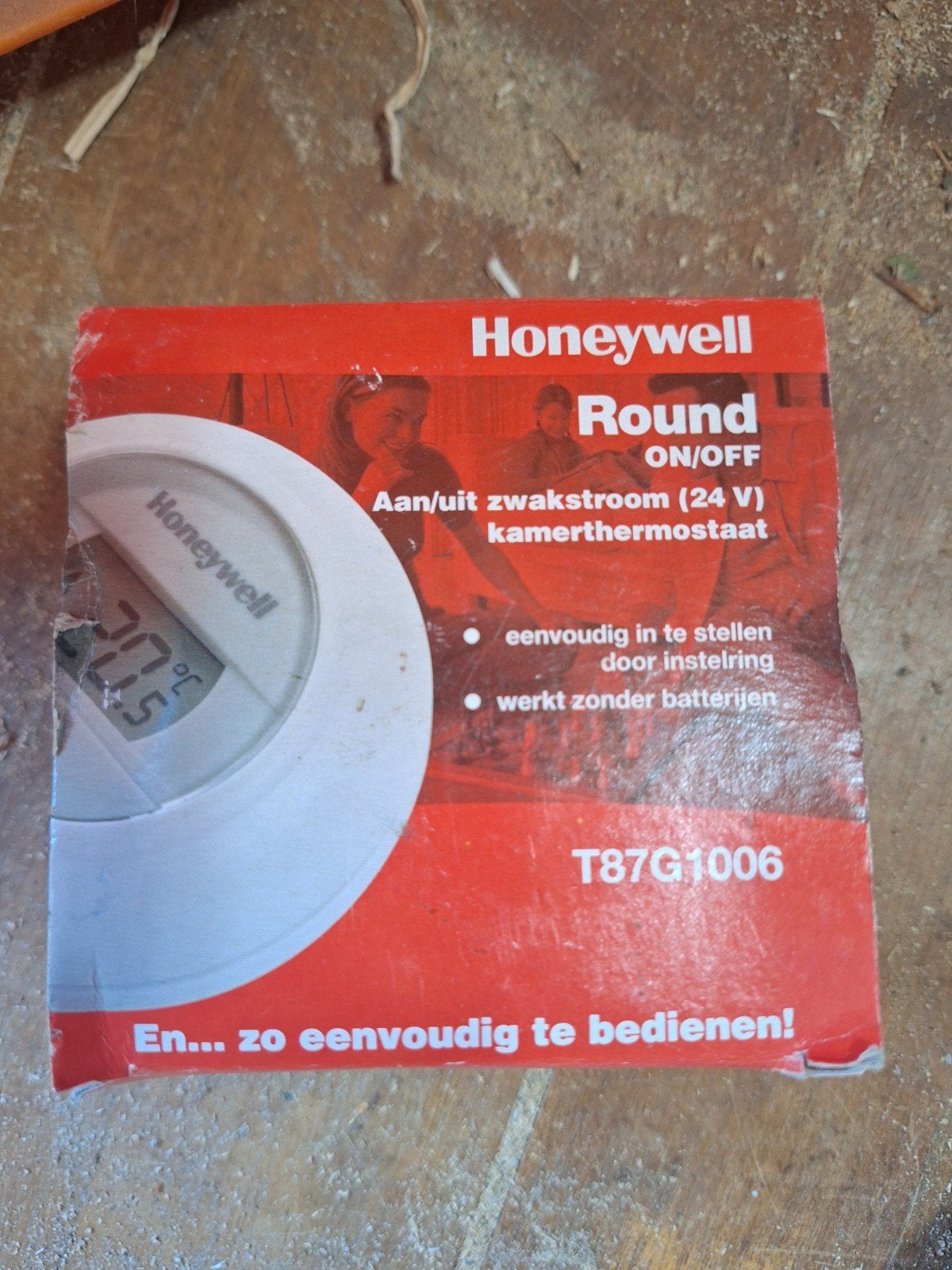 Honeywell Round T87G1006 Aan/uit Kamerthermostaat, Doe-het-zelf en Verbouw, Ophalen, Nieuw