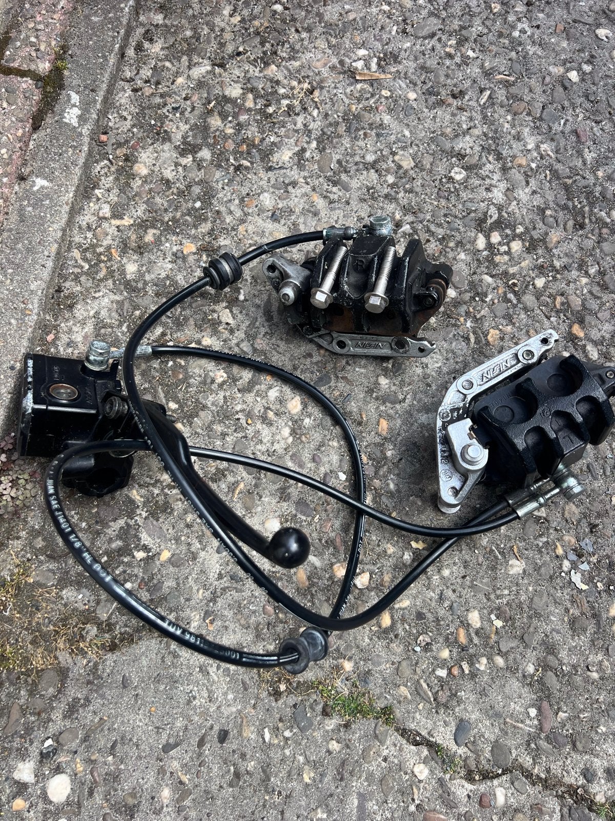 Triumph Nissin Remklauwen en de olie/handremhandel., Ophalen, Gebruikt
