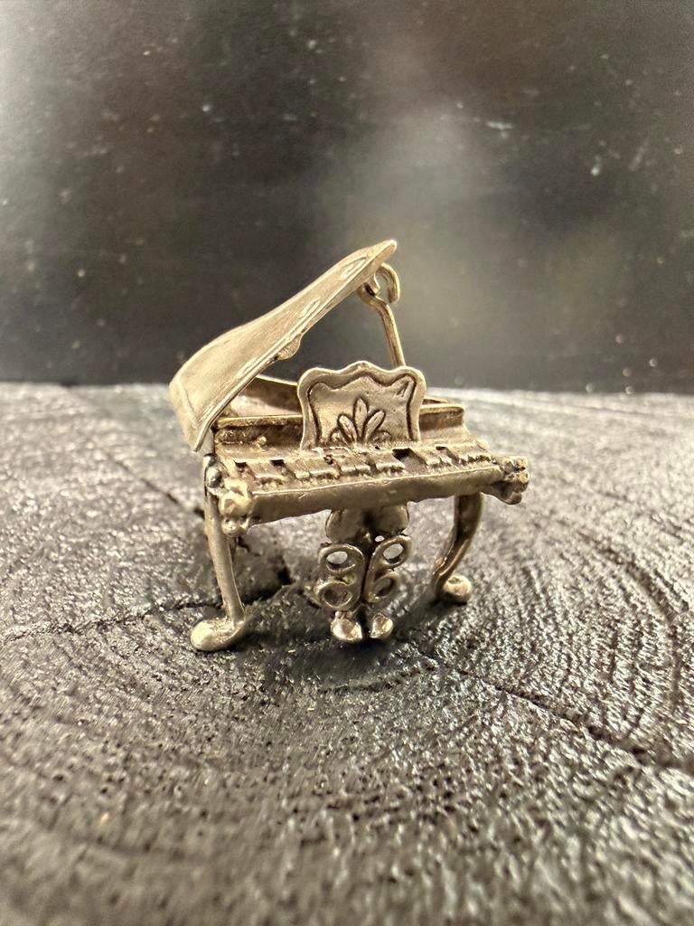 Zilveren miniatuur vleugel piano, Antiek en Kunst, Antiek | Goud en Zilver, Verzenden, Zilver