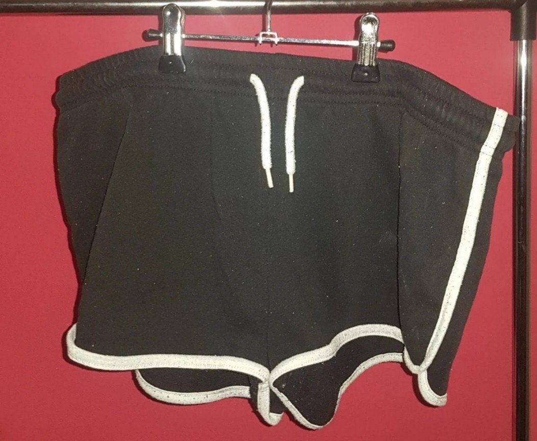 korte broek (109), Kleding | Dames, Ophalen of Verzenden, Zo goed als nieuw, Zwart, Kort