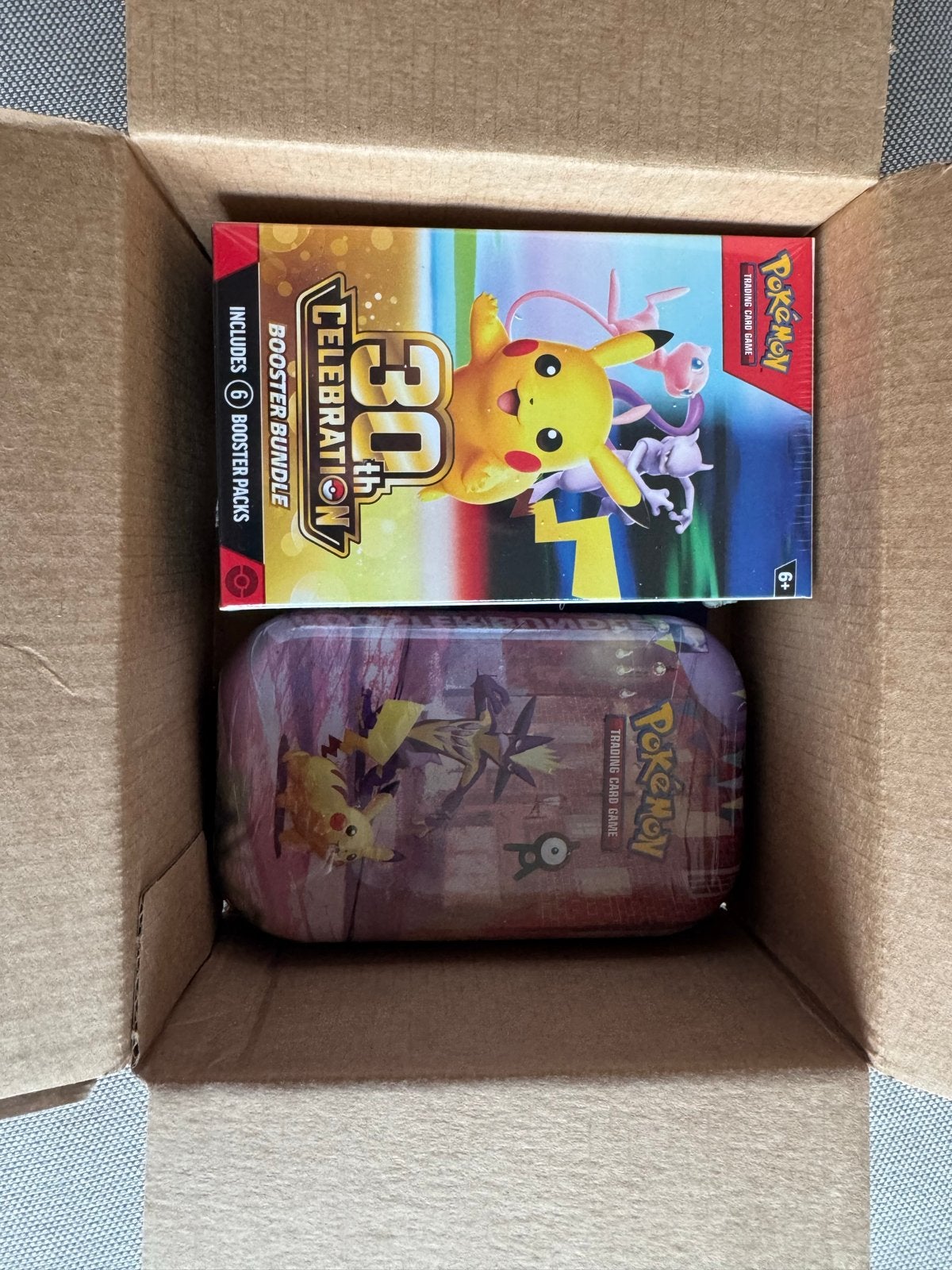 Pokémon 30th Anniversary Booster Bundle + Mini Tin, Ophalen of Verzenden, Nieuw, Booster