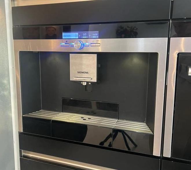 SIEMENS inbouw koffiemachine, Witgoed en Apparatuur, Koffiezetapparaten, Afneembaar waterreservoir, Ophalen of Verzenden, Zo goed als nieuw