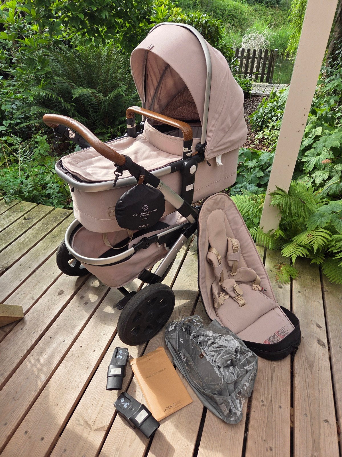 Complete Joolz Geo 2 - Beige + veel accessoires, Zo goed als nieuw, Combiwagen, Verstelbare duwstang, Ophalen