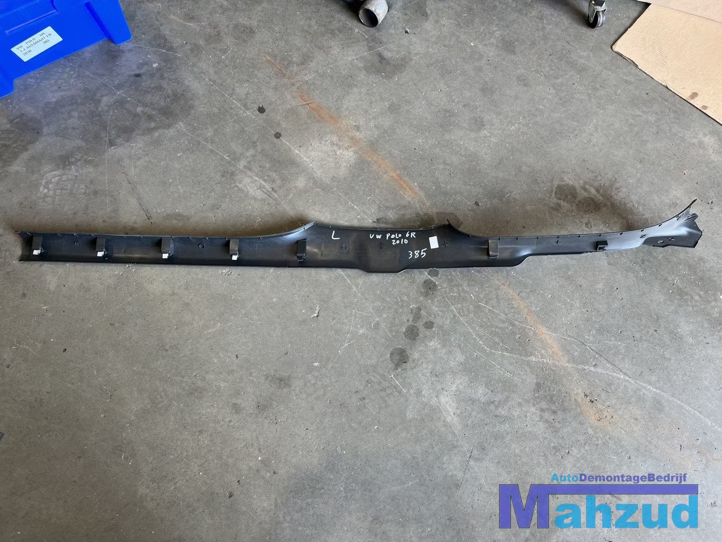 VW POLO 6R 5 deurs RECHTS instaplijst 2009-2016, Gebruikt, Volkswagen, Volkswagen AG, Berliner Ring 2
38440  Wolfsburg, DE