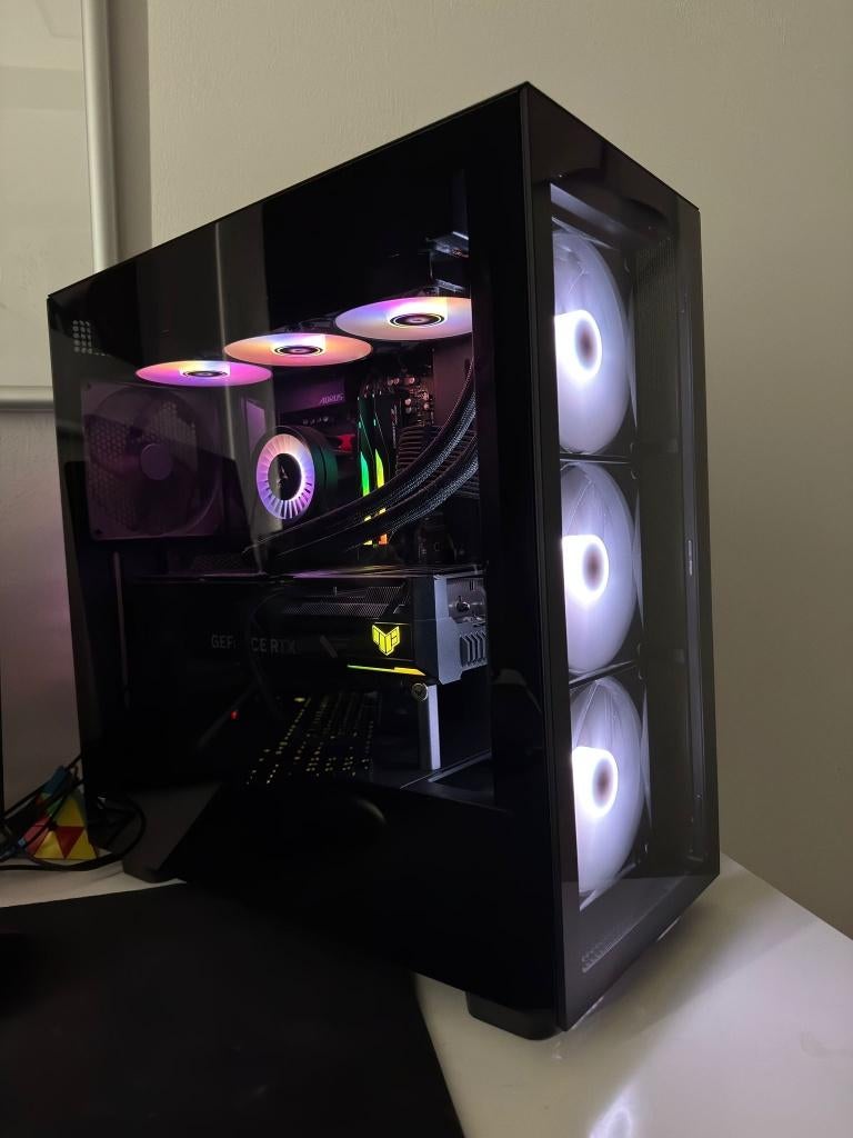 7800X3D / X670 / High-End PC (zonder GPU/RAM), Computers en Software, Processors, Ophalen, Zo goed als nieuw, AMD Ryzen 7, 4 Ghz of meer