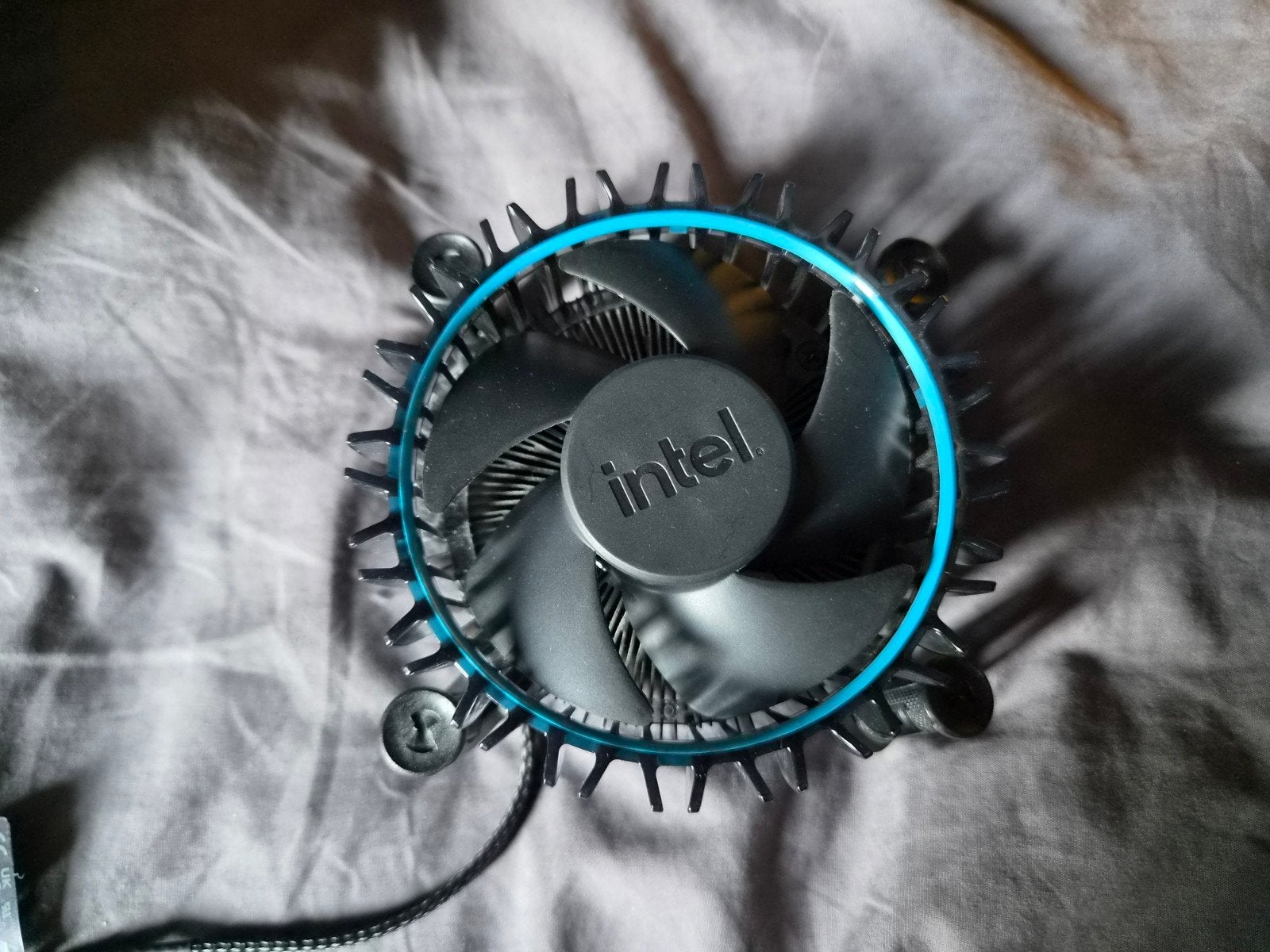 Intel CPU cooler, Ophalen of Verzenden, Nieuw, Luchtkoeling