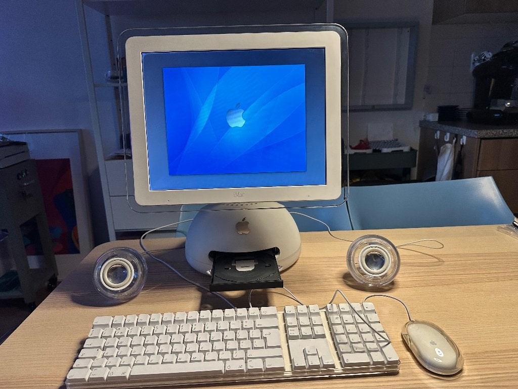 Imac g4 15 inch 700 mhz sunflower, Computers en Software, Ophalen, Gebruikt, Minder dan 4 GB, HDD