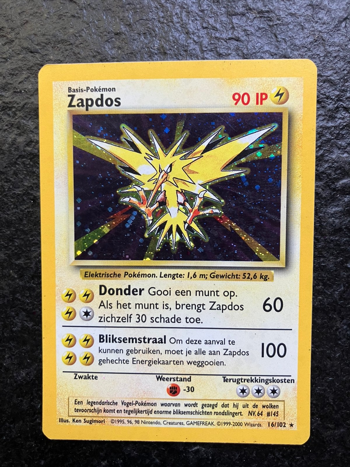 Zapdos Holo - Base Set Pokémon kaart - Nederlands, Hobby en Vrije tijd, Verzamelkaartspellen | Pokémon, Ophalen of Verzenden, Gebruikt