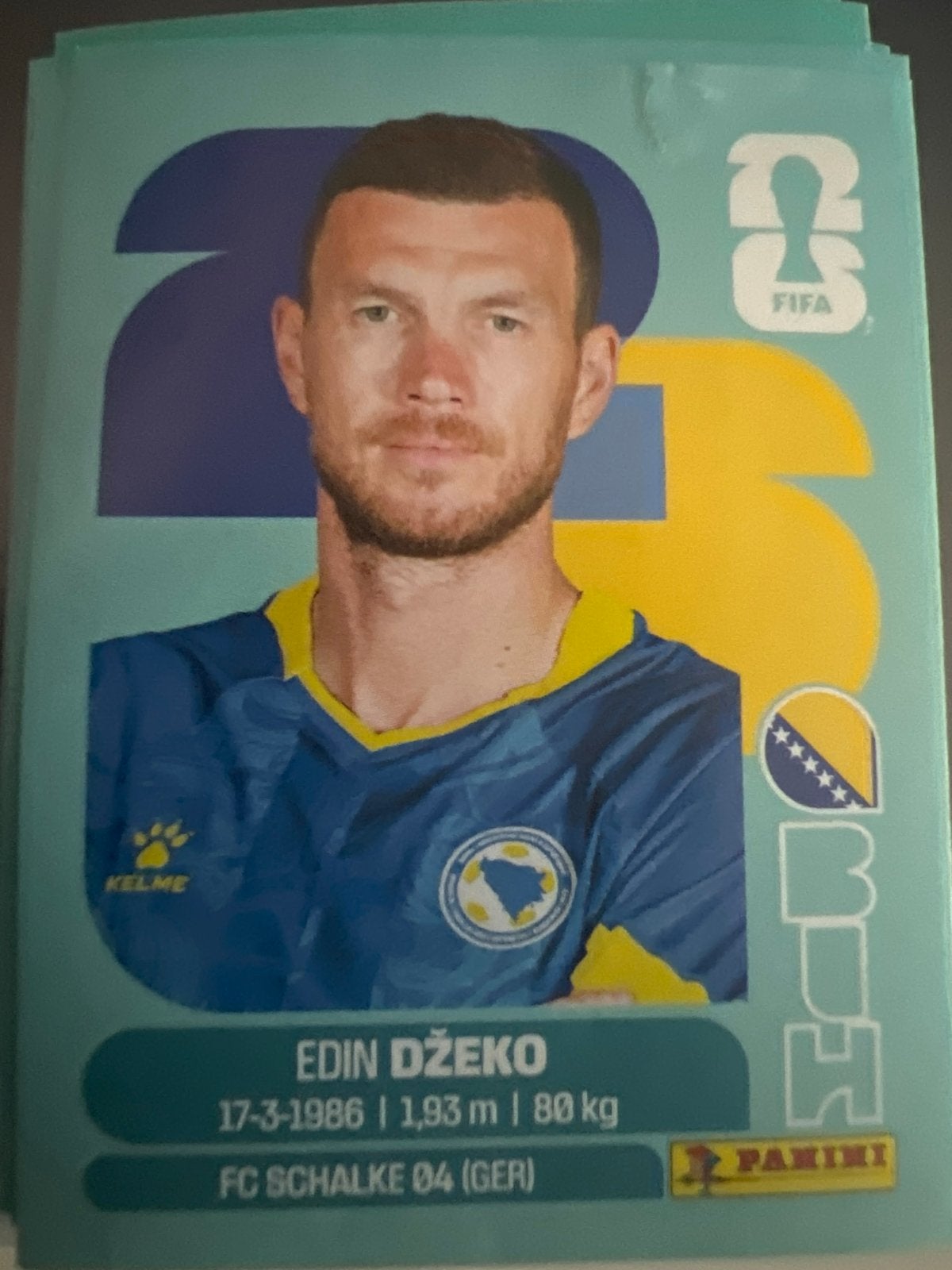 Panini FIFA wk 2026 Sticker - Edin Džeko (FC Schalke 04), Verzenden, Nieuw, Buitenlandse clubs, Poster, Plaatje of Sticker
