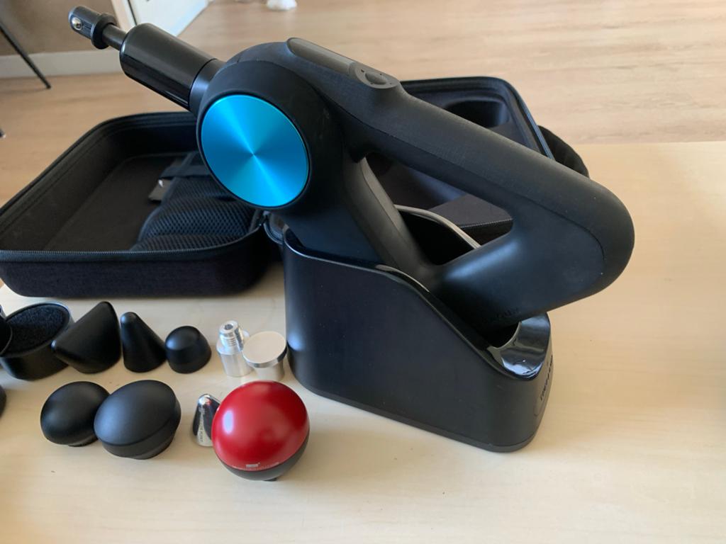 Theragun Pro Percussie Massageapparaat met Accessoires, Ophalen, Zo goed als nieuw, Apparaat