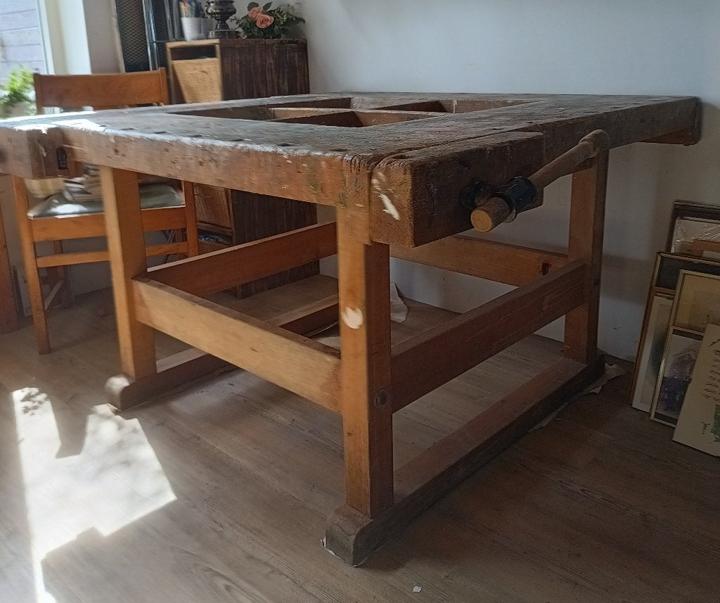 Werkbank, Doe-het-zelf en Verbouw, Ophalen, Gebruikt, 120 tot 170 cm, Bankschroef