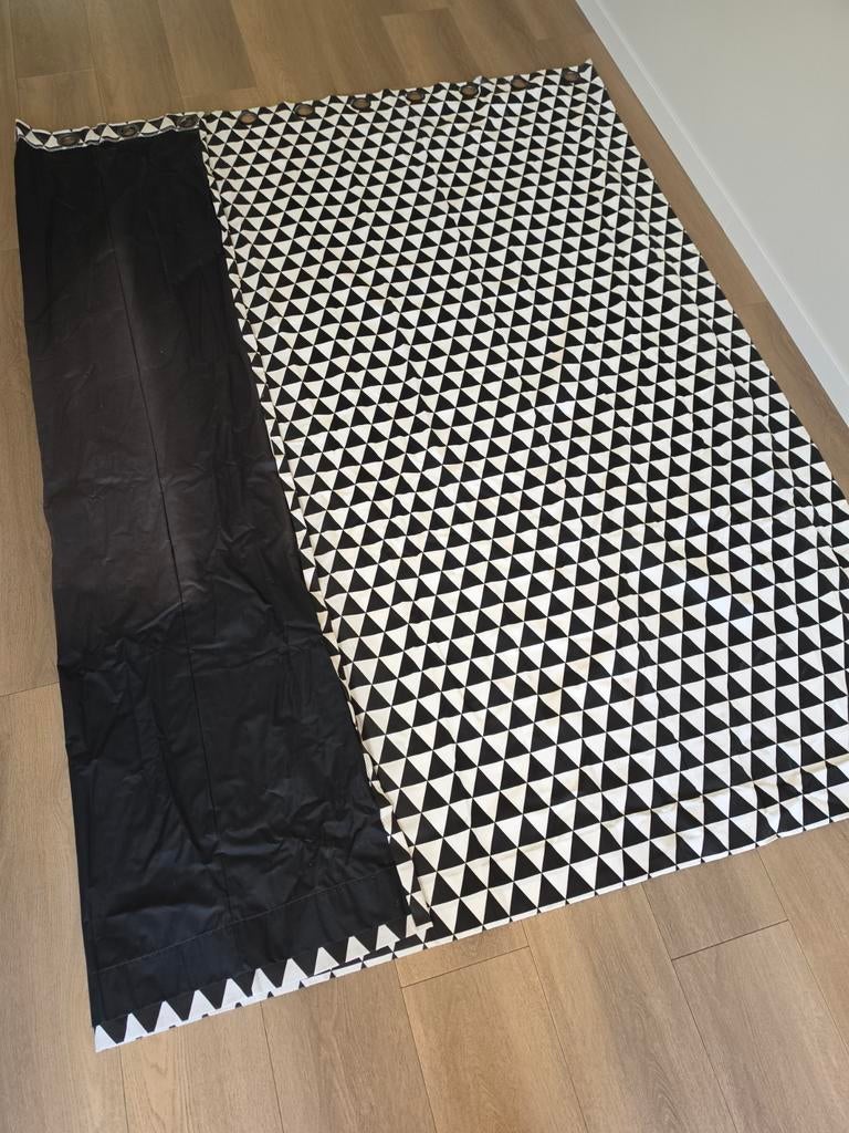 Gordijn zwart-wit geometrisch patroon met ringen, Huis en Inrichting, Ophalen, Gebruikt