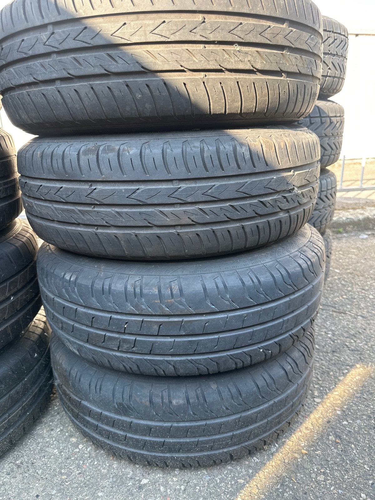 Volkswagen Viking Winterbanden op stalen velgen 195/65 R15, Gebruikt, 15 inch, Banden en Velgen, Personenwagen