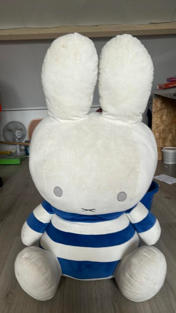 Grote Nijntje knuffel, Ophalen of Verzenden, Gebruikt, Konijn