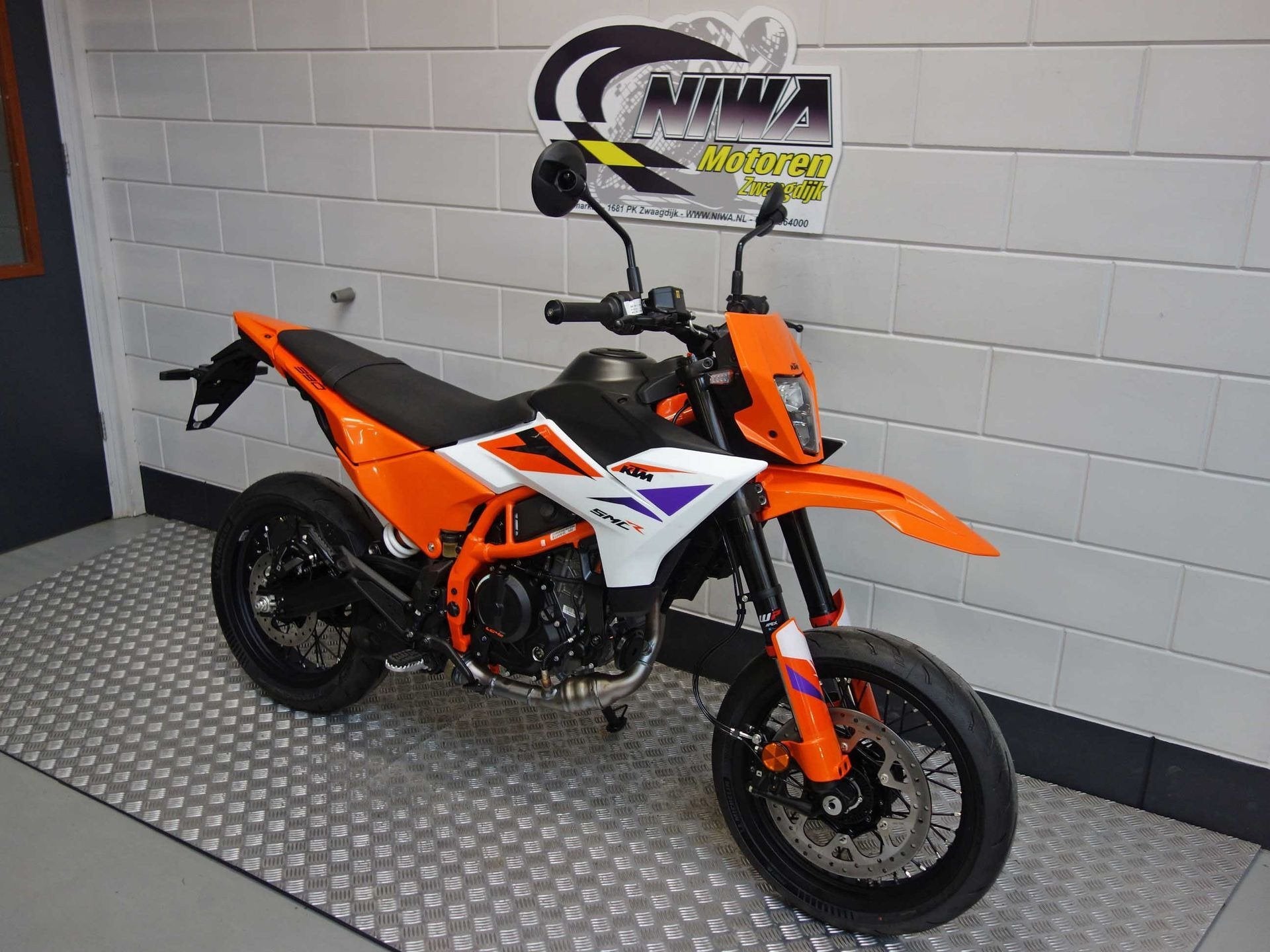 KTM 390 SMC R, 390 cc, 12 t/m 35 kW, SuperMoto, Gebruikt