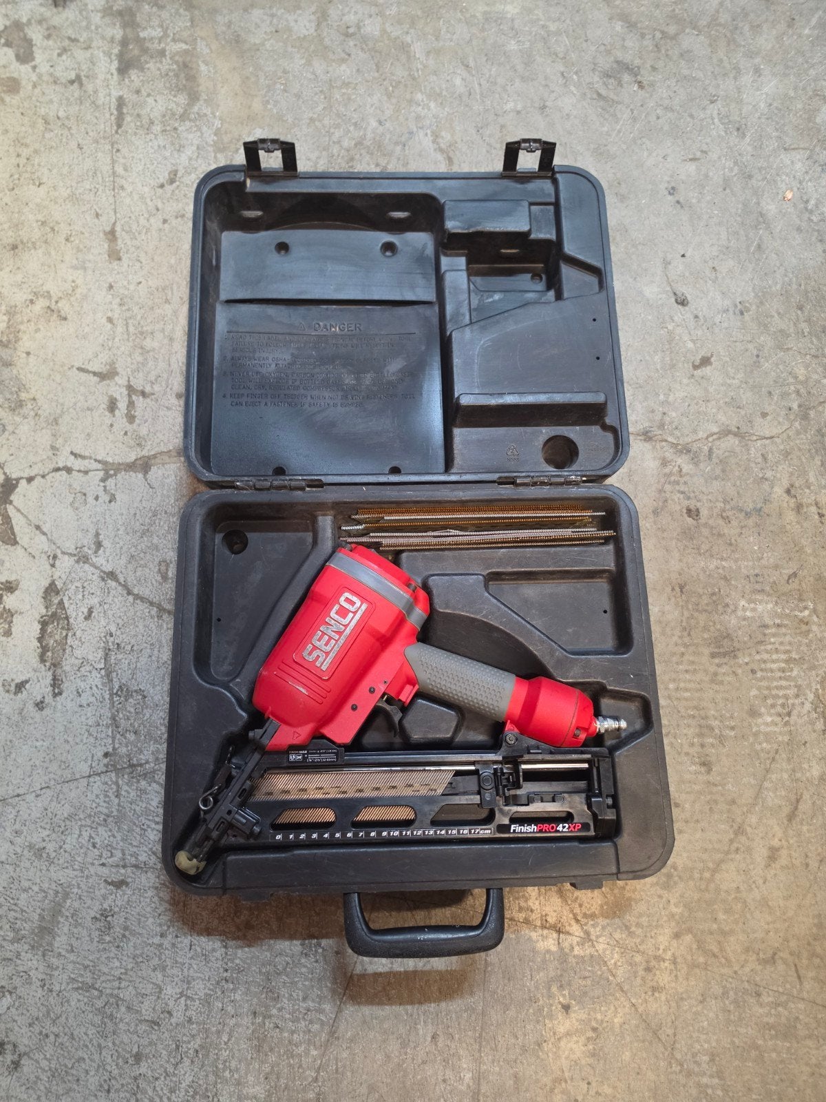 Senco FinishPro 42XP brad tacker 15GA, Doe-het-zelf en Verbouw, Gebruikt, ., Ophalen of Verzenden, Senco