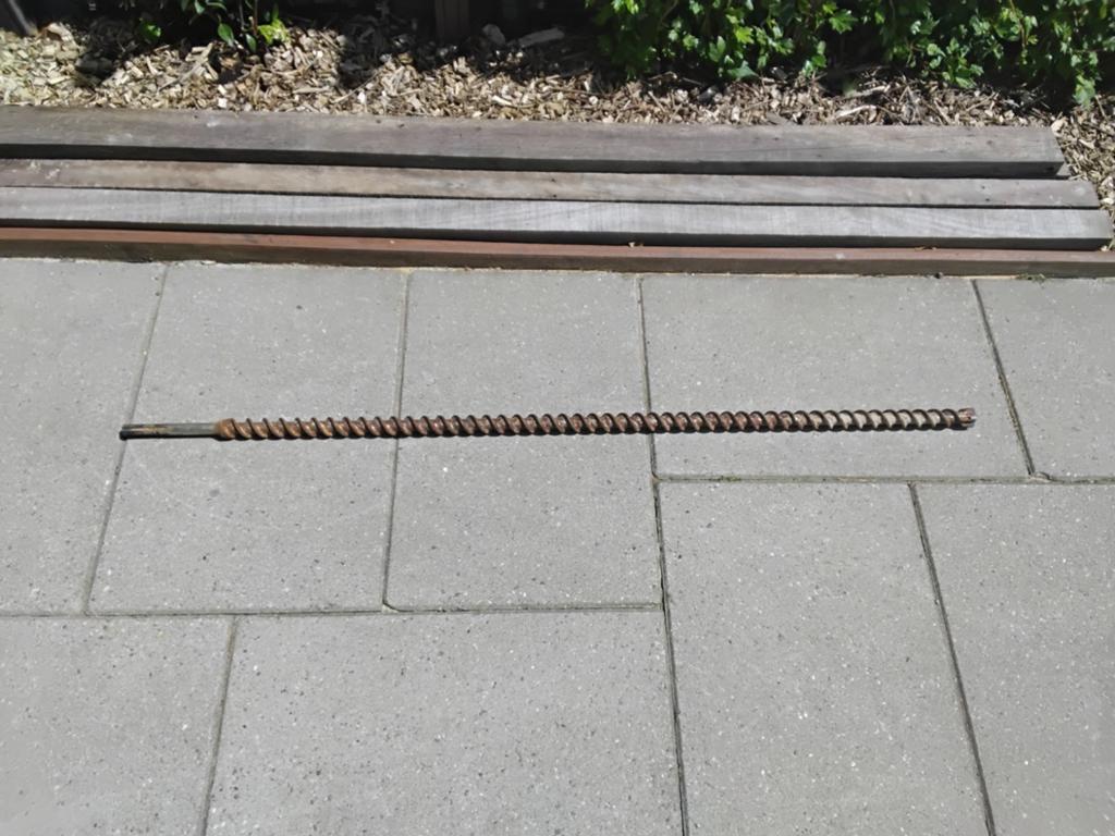 Betonboor 32mm 1.20 meter. Een maal gebruikt sds max., Doe-het-zelf en Verbouw, Gereedschap | Boormachines, Ophalen of Verzenden