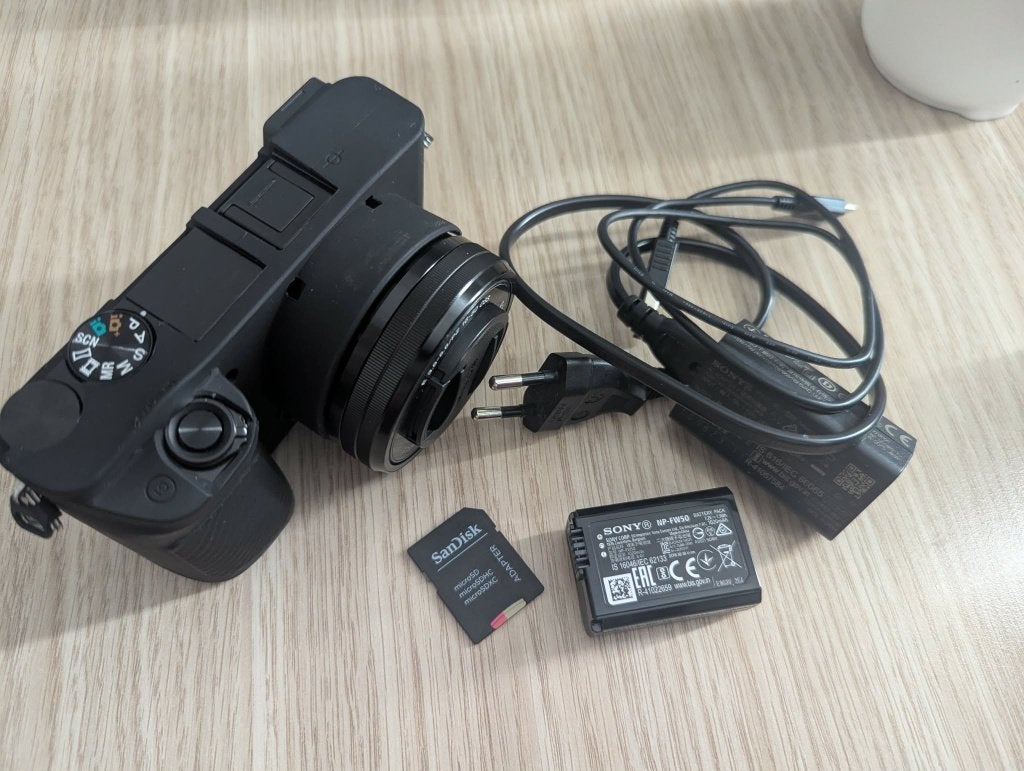 Sony A6000 systeemcamera, Audio, Tv en Foto, Fotocamera's Digitaal, Ophalen of Verzenden, Zo goed als nieuw, Compactcamera, Sony